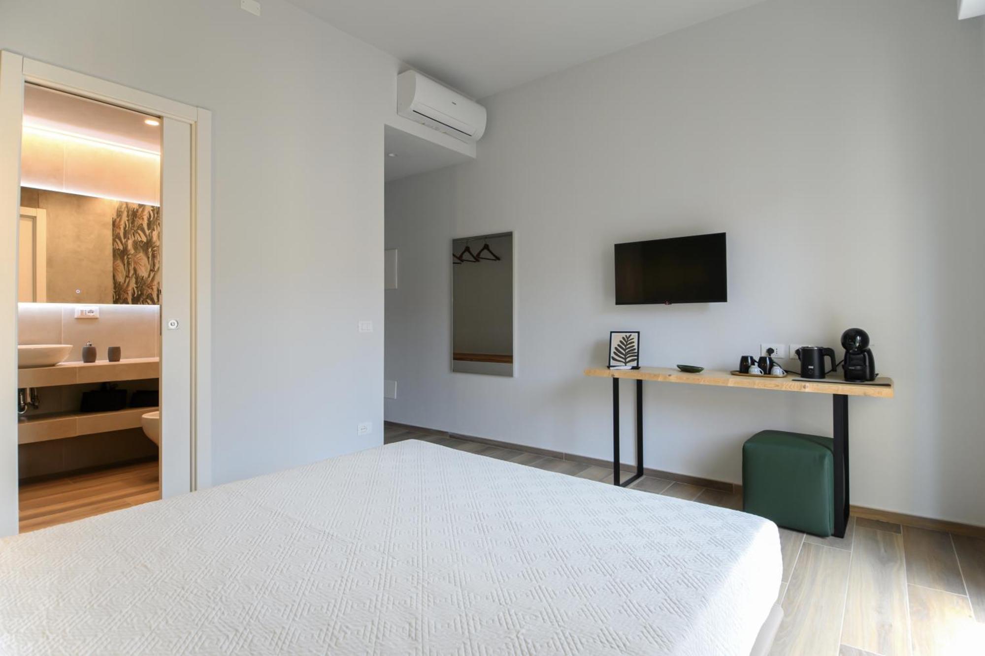 Bianca Elegance Rooms La Spezia Luaran gambar