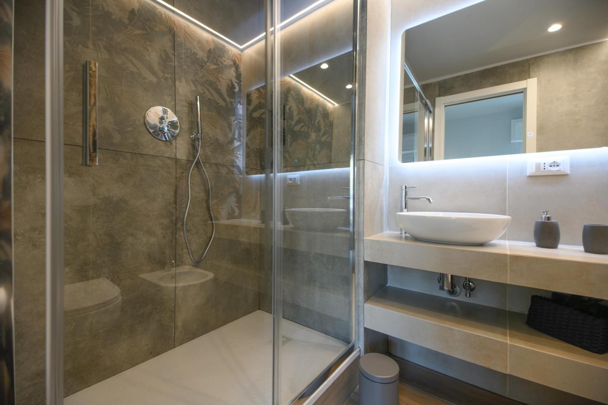 Bianca Elegance Rooms La Spezia Luaran gambar