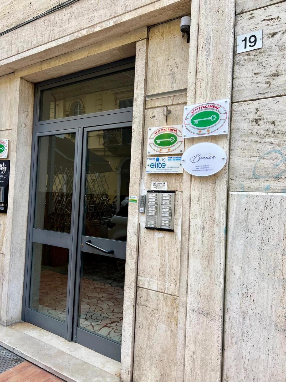 Bianca Elegance Rooms La Spezia Luaran gambar